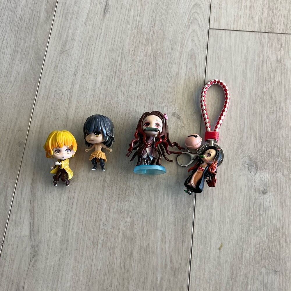 4 pcs toys